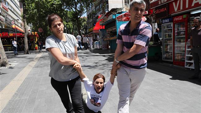 '1,000 may be freed in Turkey over false accusation'