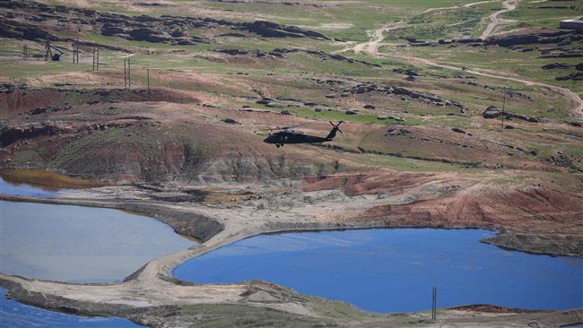 ‘US airlifts Daesh commanders from eastern Syria’ 