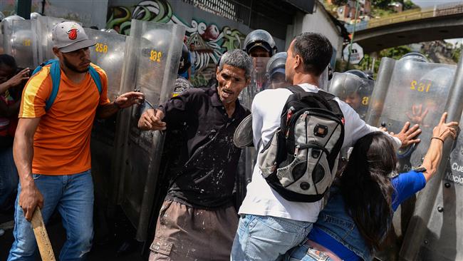 Venezuela ‘arrests soldier for killing woman’