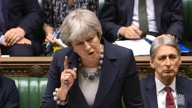 Brexit rifts widen, despite denials 