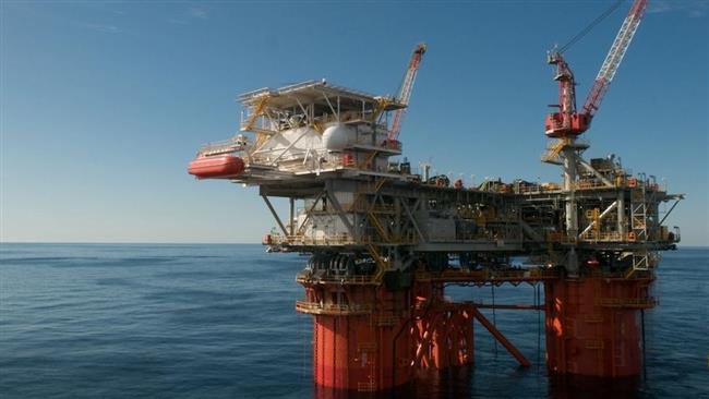 Can Saudi Arabia survive US shale oil boom? 