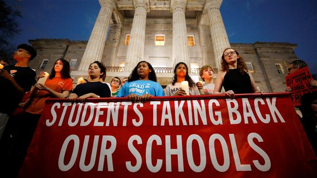 Florida shooting survivors fight for gun reform 