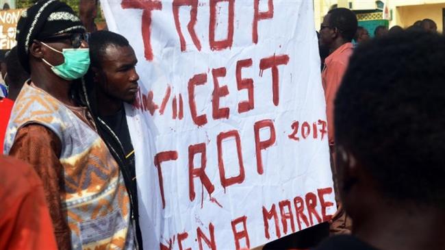  Nigériens : "Militaires occidentaux, dehors!"