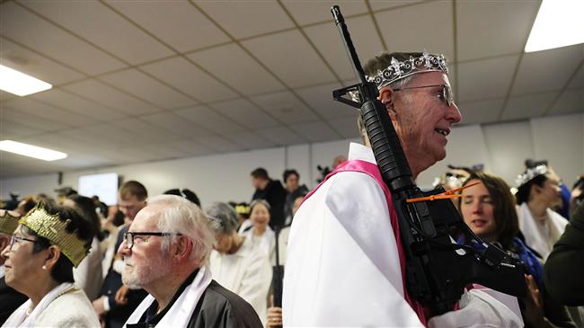 Florida lawmakers bans AR-15 for 15 minutes