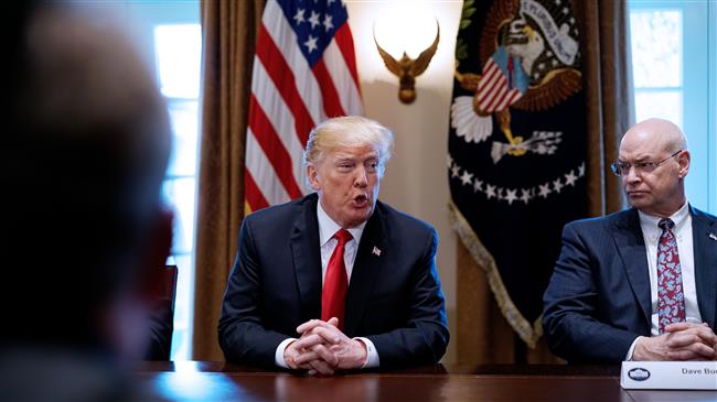 Trump threatens EU car makers with high tariffs 
