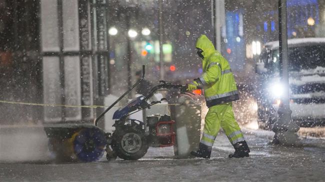 Winter storm hits northeast US, halting 2,500 flights
