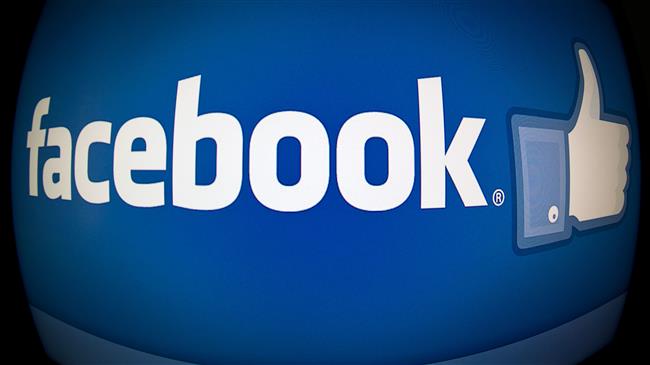 Facebook suspends Trump campaign data firm