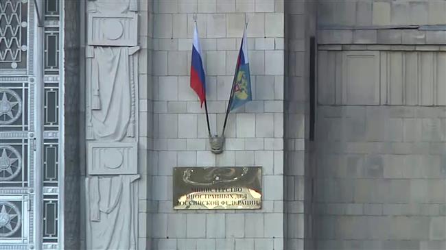 Moscow vows to respond to expulsions of Russian diplomats