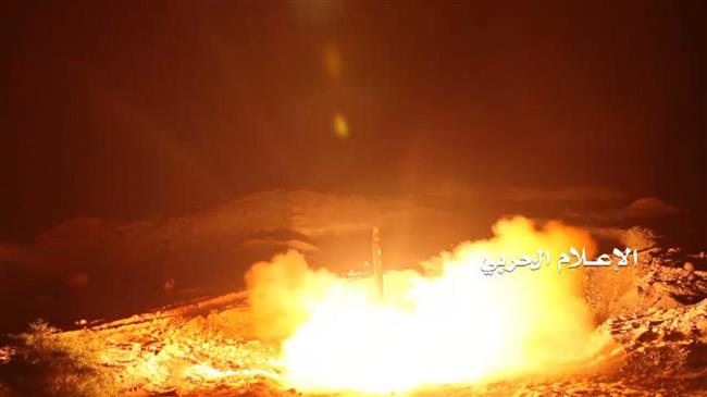 Yemeni forces target Saudi base with ballistic missile