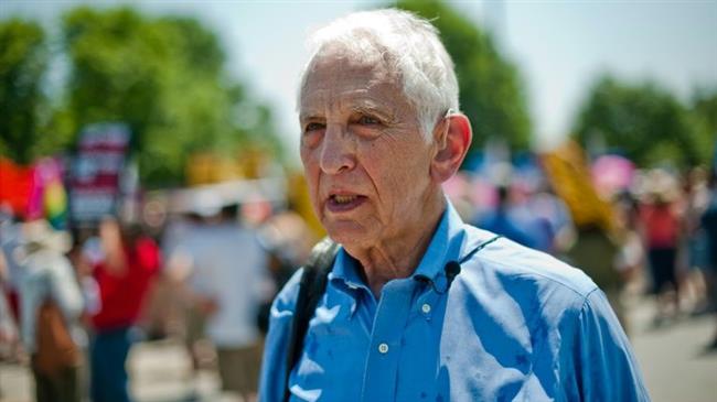 US leaker urges Mattis to protect world from Trump 