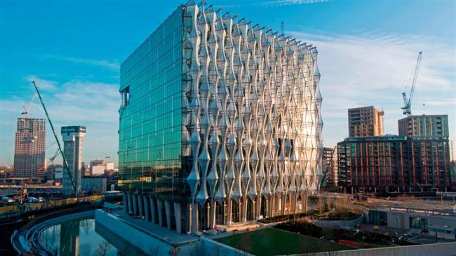 Trump blasts 'lousy' US embassy in London