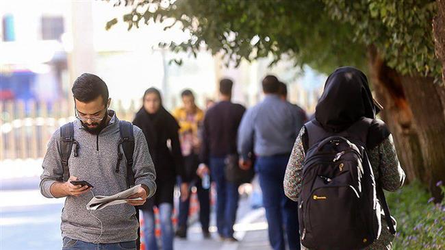 Iranians begin switching to alternative messaging apps 