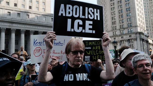 US sending 1,600 immigration detainees to federal prisons
