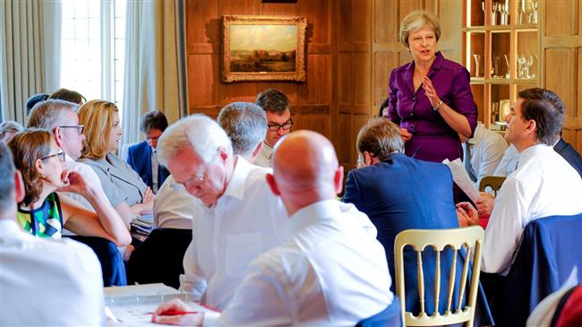 May faces crunch cabinet talks on Brexit 
