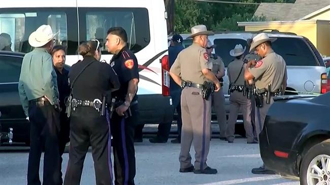 Texas mass shooting leaves 5 dead, including gunman