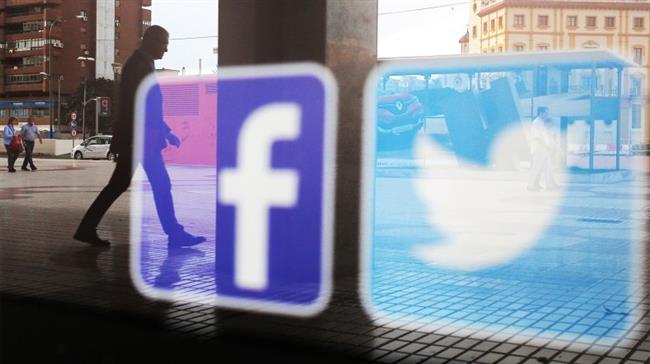 Facebook, Twitter purge alternative pages, users