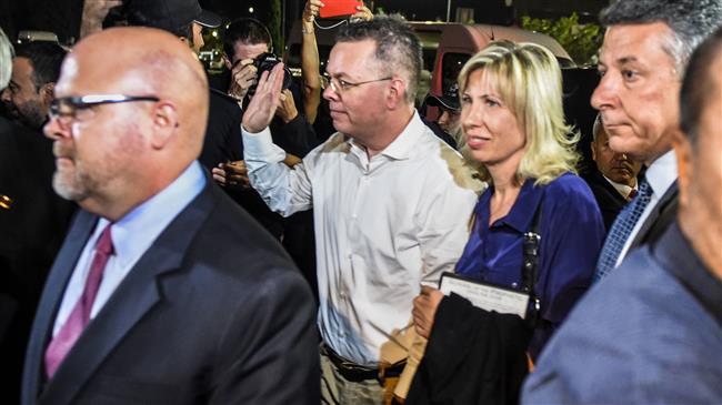 Plane carrying US pastor Brunson leaves Turkey 