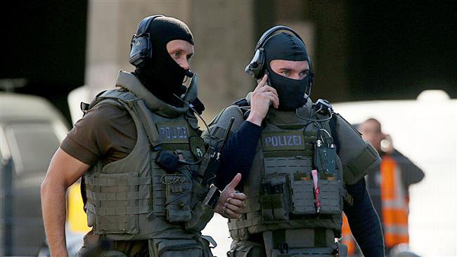 3 wounded in Cologne hostage-taking: German police 