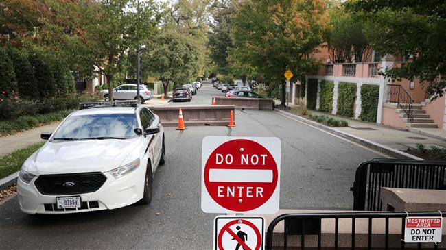 Explosive devices sent to Obama, Clinton, Time Warner 