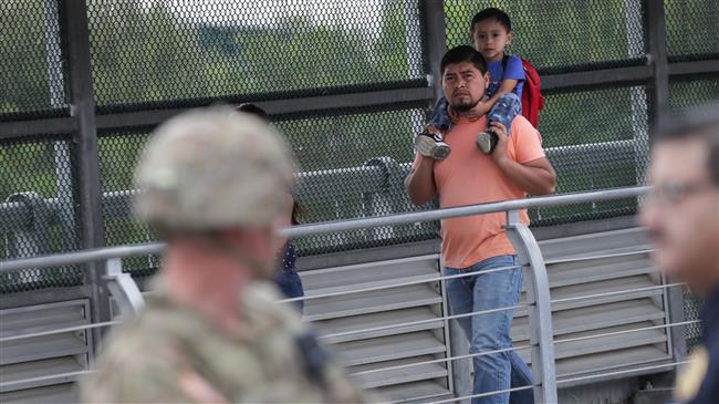 US detained record number of migrant families last month
