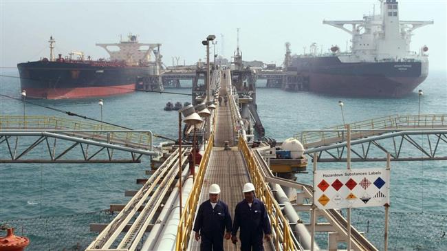 Iran sells 700,000 barrels in second oil auction