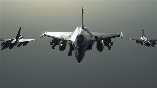 Fresh US-led airstrikes leave 14 Syrian civilians dead