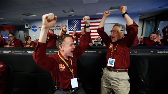 NASA's Mars craft makes nail-biting touchdown