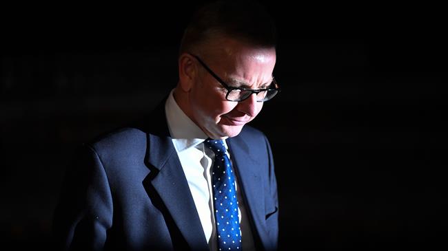 Top Tory defends Brexit deal, warns of 2nd EU vote 