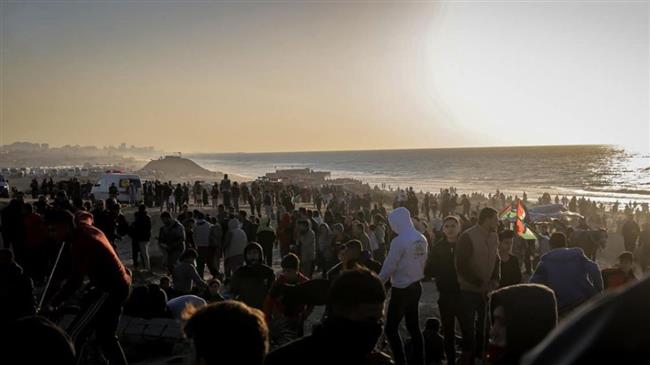 Israeli forces wound 24 Palestinians in Gaza naval march