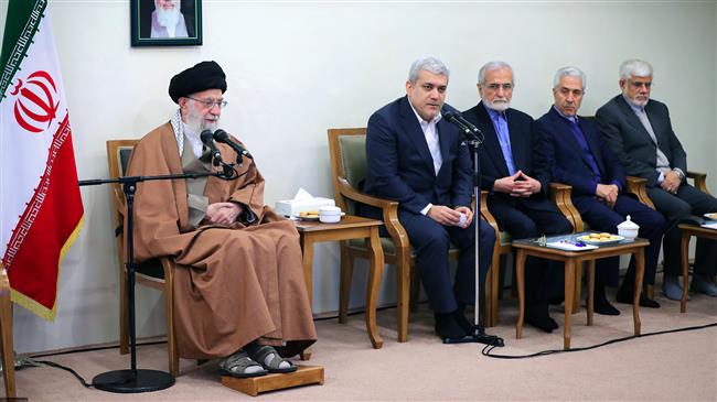 Leader says Iran must increase pace of scientific progress