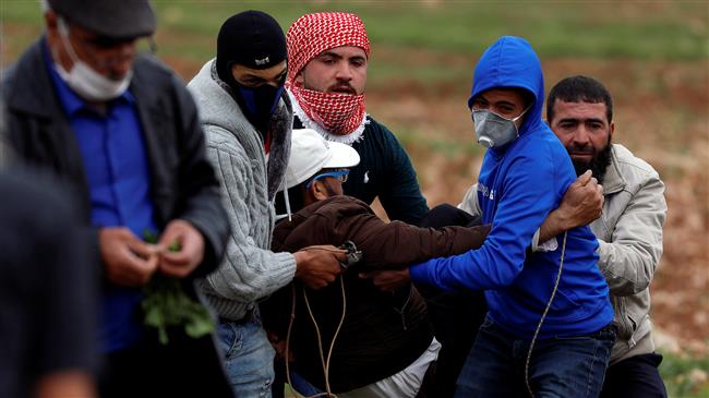 Israeli forces shoot, injure 19 Palestinians in West Bank