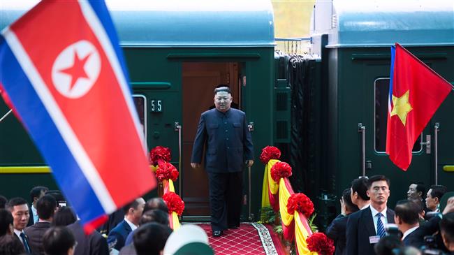 US-North Korea summit: Kim arrives in Vietnam
