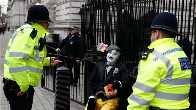 Leaves canceled as UK police prepares for Brexit