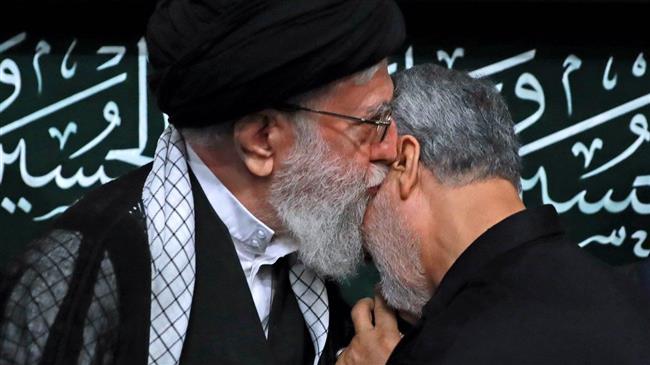 Leader awards ‘Order of Zulfaqar’ to General Soleimani