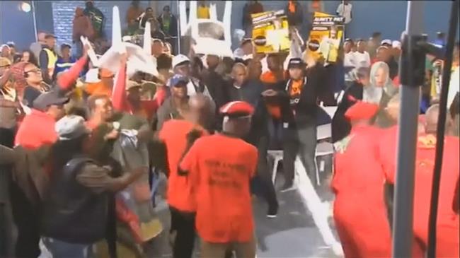 Chaos erupts between South Africa left-wing parties' supporters