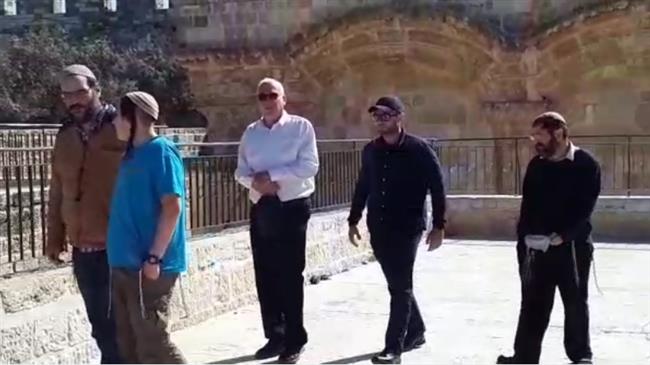 Israeli minister, settlers storm al-Aqsa compound 