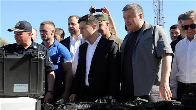 New Ukraine president visits areas likely to incense Russia