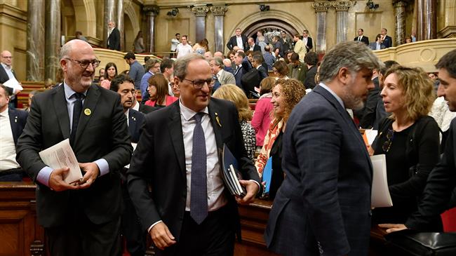 Catalonia president survives no-confidence motion