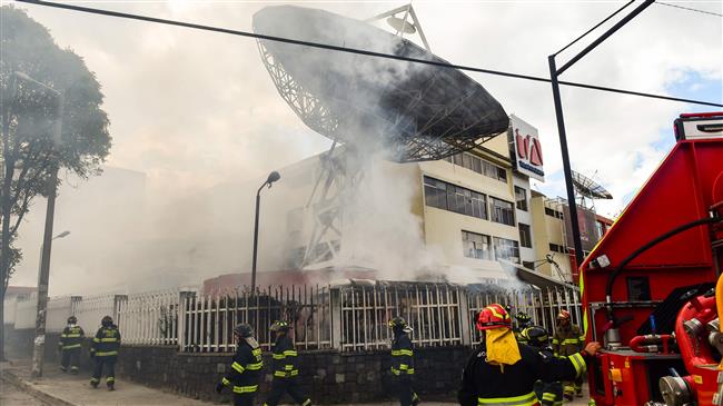 Ecuador president orders curfew, military control in Quito