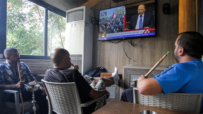 Lebanon's Aoun says willing to meet protesters