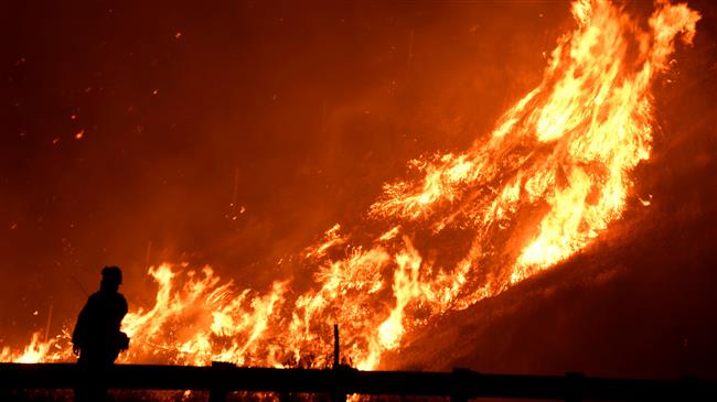 Wildfires trigger state of emergency in California