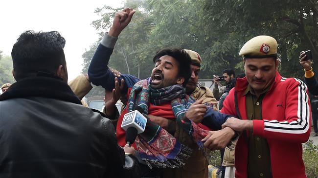 Despite tightened security, new protests rock India over anti-Muslim citizenship law