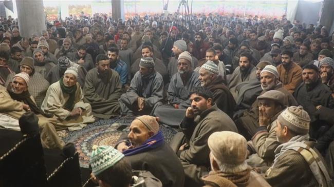 Kashmiris mark martyrdom anniversary of Prophet Mohammad's daughter