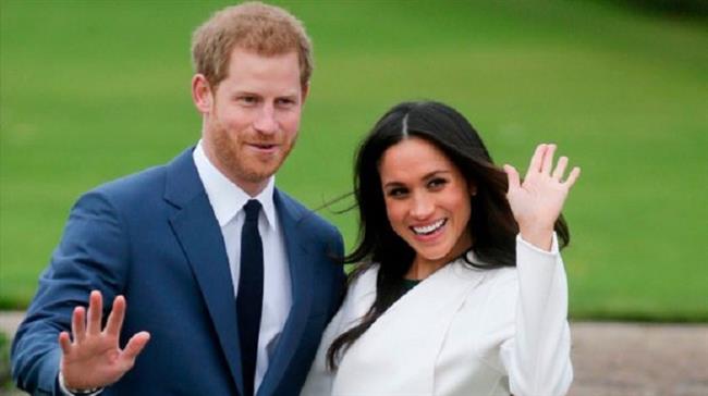 Royal family gripped by crisis 