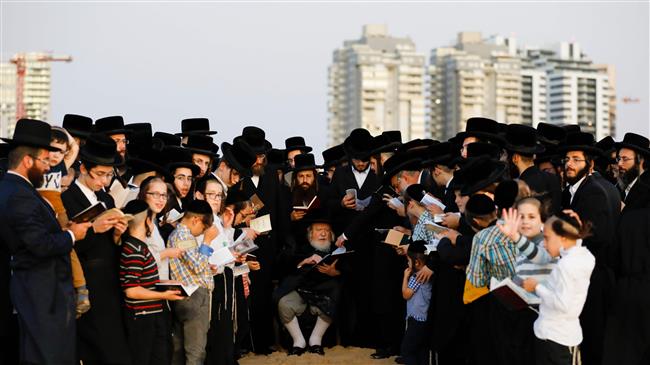 Israeli rabbi arrested for holding women as slaves