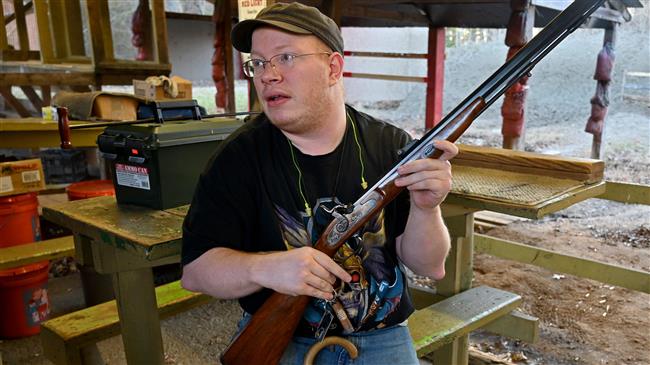  US shootings leave 6 people dead, including 2 officers