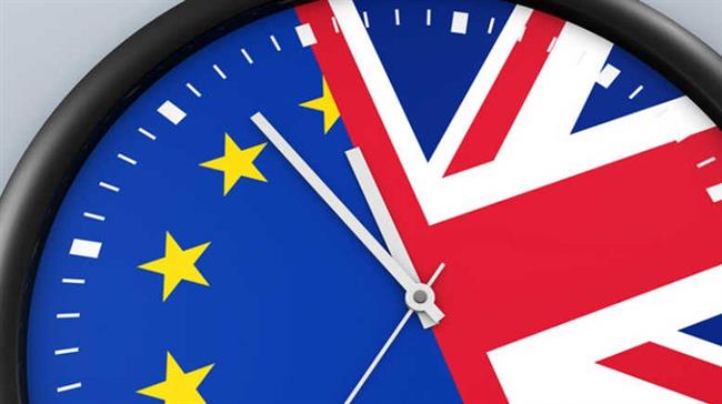 Britons rush for non-UK passports