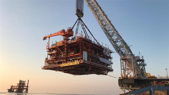 Iran mounts giant rig at phase 14 of South Pars gas field