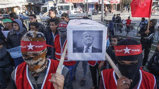 Hamas holds rally against so-called deal of century