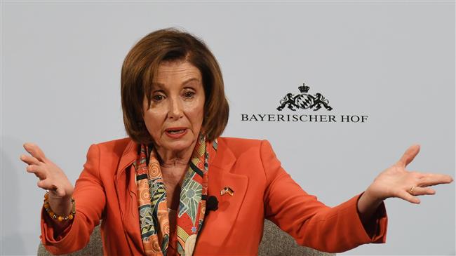 Pelosi urges Democratic unity to prevent 2nd term for Trump 
